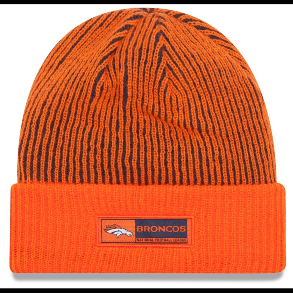 Denver Broncos New Era Black Sideline  Knit Hat